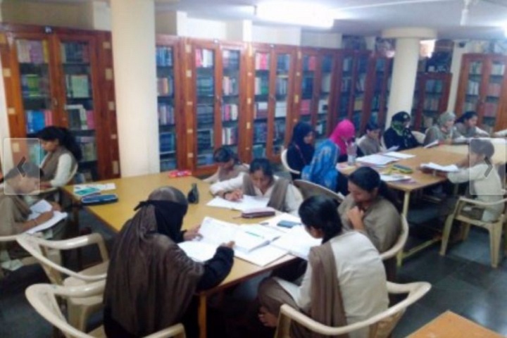 https://cache.careers360.mobi/media/colleges/social-media/media-gallery/11445/2019/2/25/Library of Malik Sandal Polytechnic, Bijapur_Library.JPG